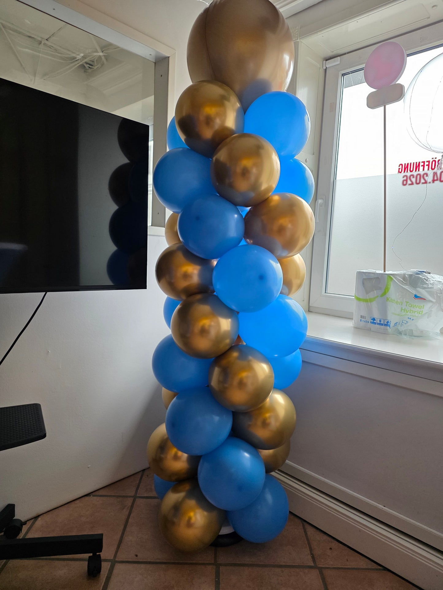 Balloon Columns